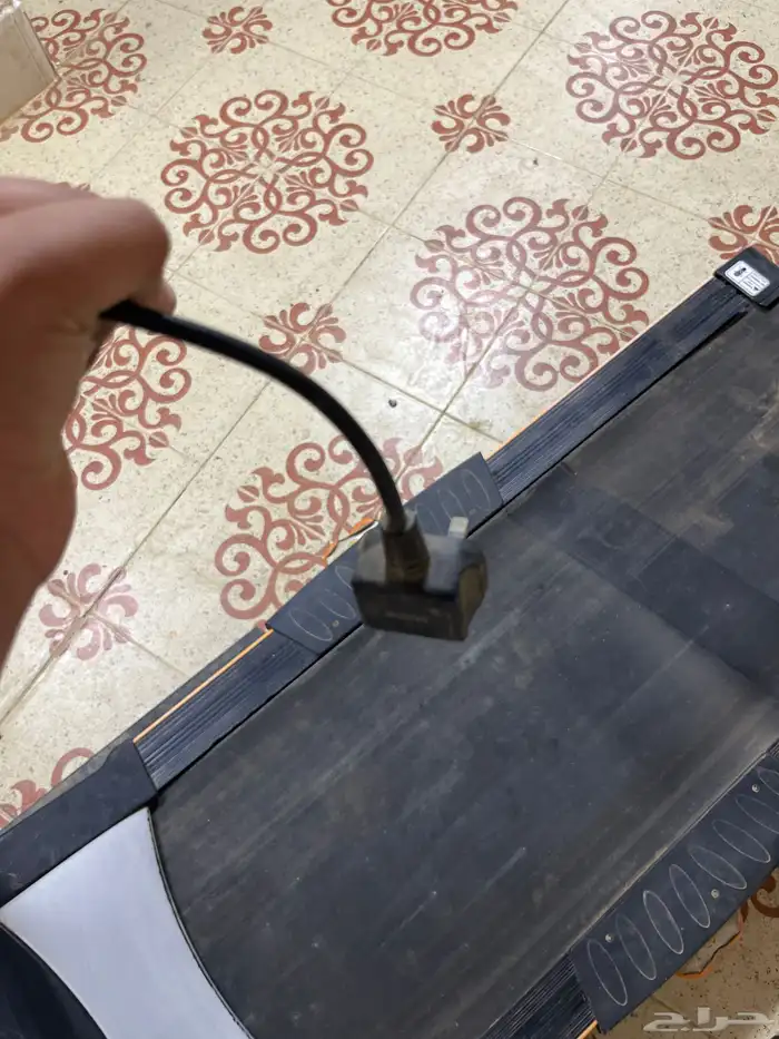 سير كهربائي شغال بس يطلع منه ريحه غريبه للبيع عل السوم 2