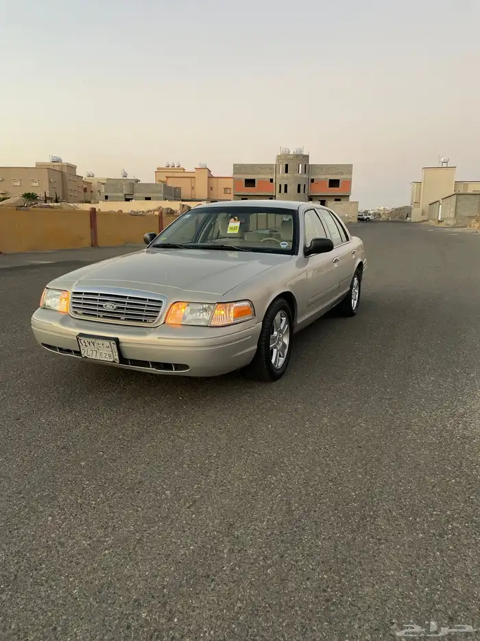 للبيع فورد فكتوريا 2011 سعودي 0