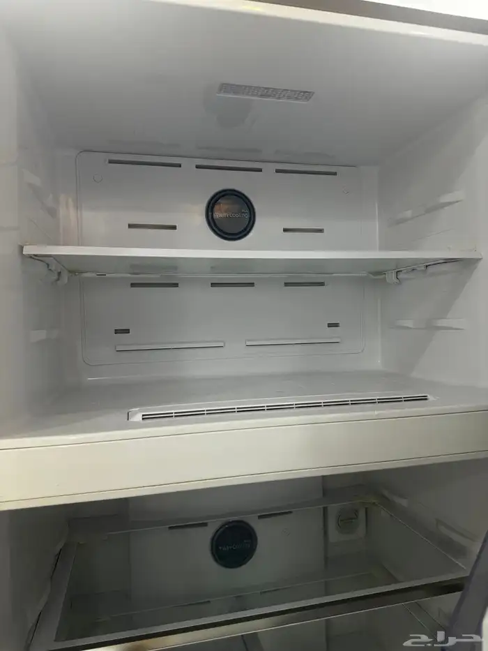ثلاجه سامسونج 22 قدم عمرها 7 سنه استعمال شخصي 5