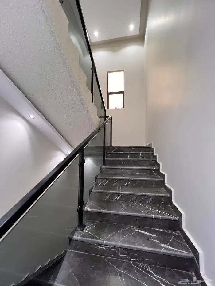 ادوار ارضيه وارواف علويه بالمحالة ابها قرب استاد المحالة 46