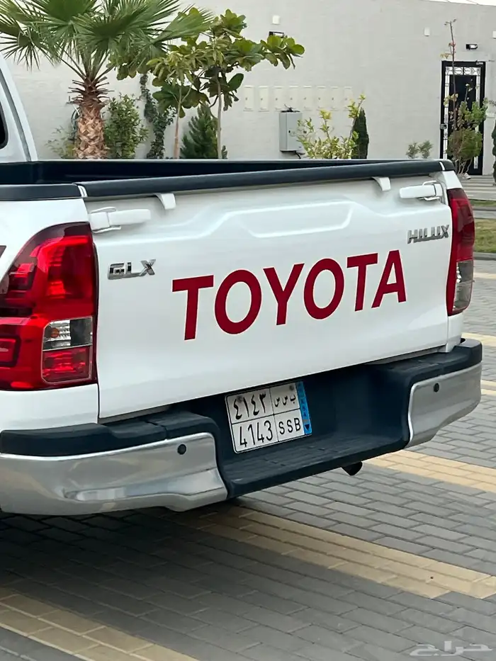 هايلوكس 2022 غماره بنزين (( مباع )) 6