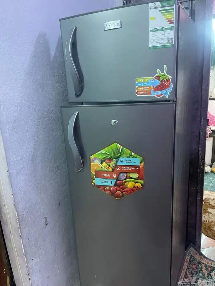 ثلاجة 9 قدم مستخدم شهرين 0