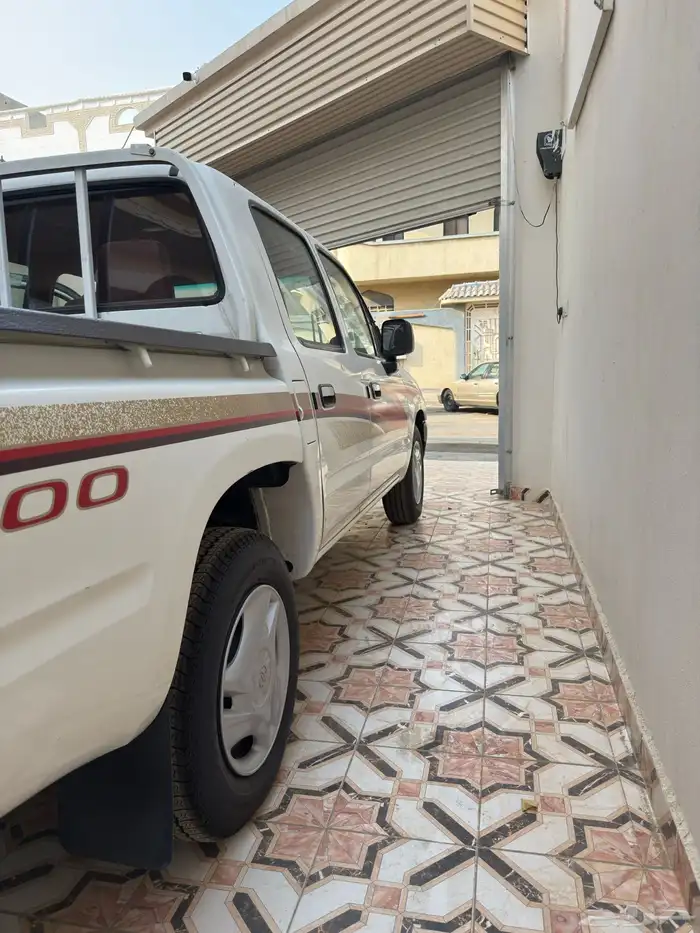 هايلكس 2001 مخزن 19