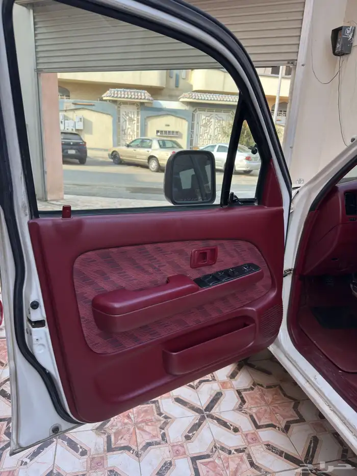 هايلكس 2001 مخزن 7