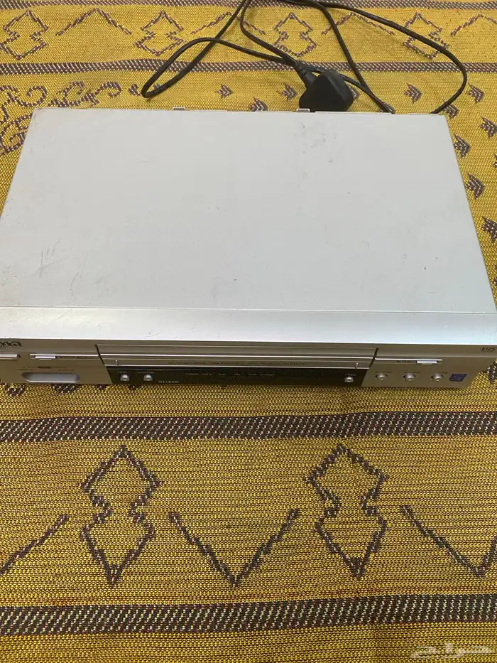 للبيع فديو ومشغل سي دي 1