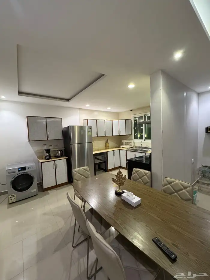 شقة مؤثثه للايجار في الملقا 11