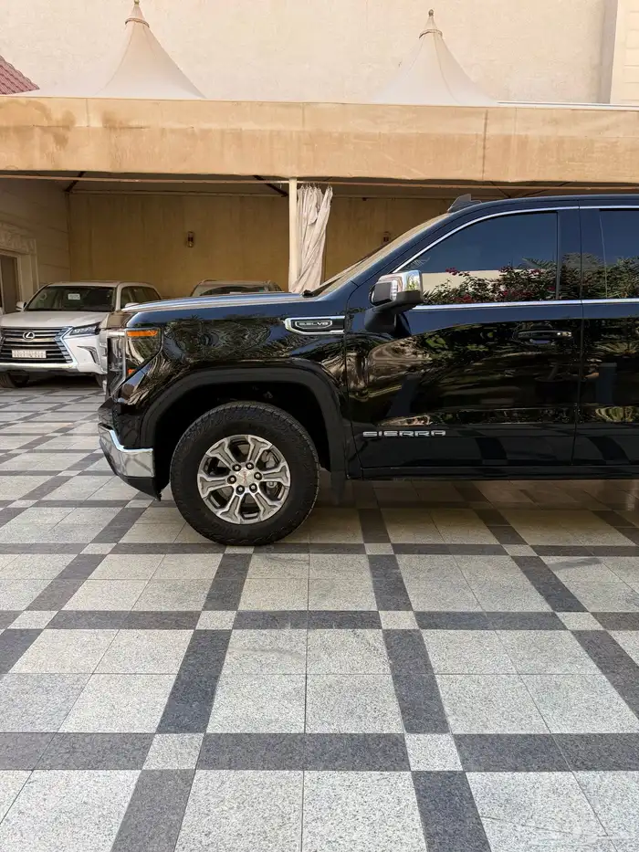 جمس سييرا غمارتين 2024 SLE 6