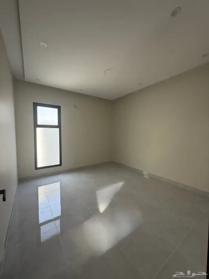 شقق ارضيه حي البوادي 14