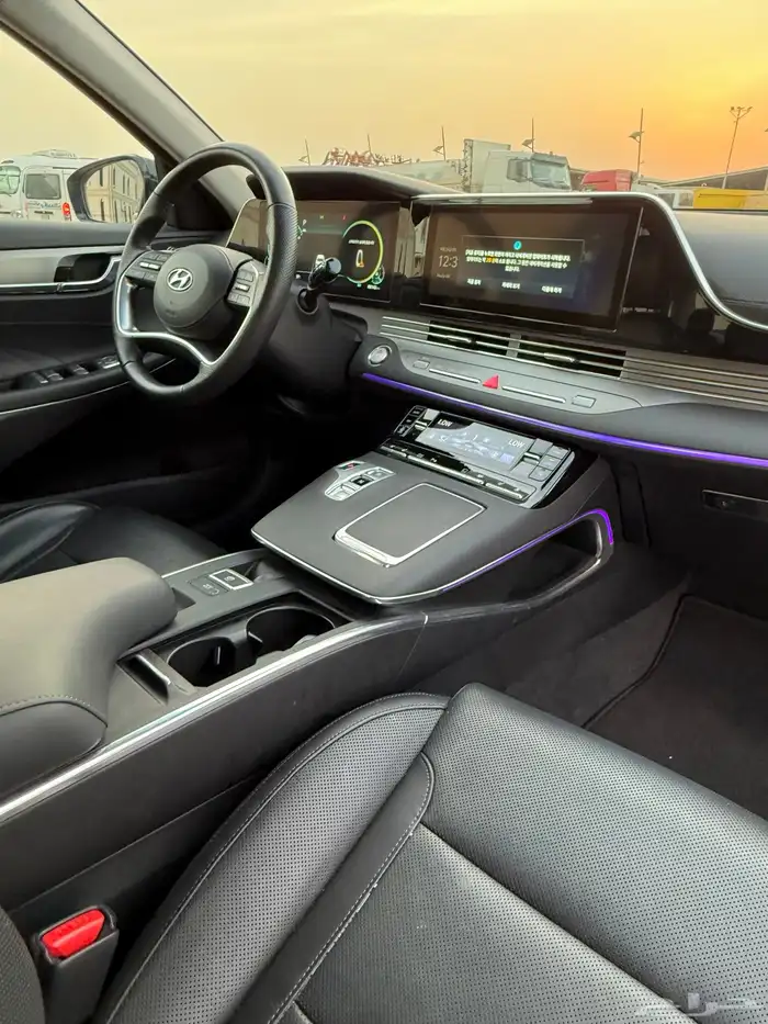 ازيرا 2021 كاليجرافي 4 سلندر اعلا مواصفات بدون بنورما للبيع 12