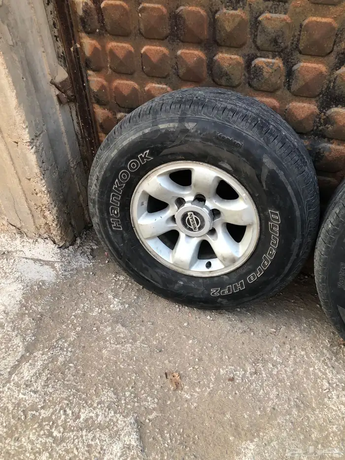 للبيع عدد 4 جنوط 2