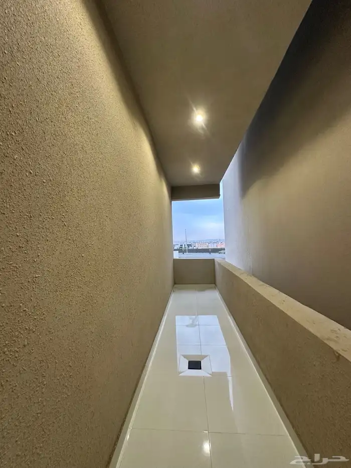 للبيع شقق علويه اسعار ممتازه 520 الف مع مصعد وسطح خاص 4