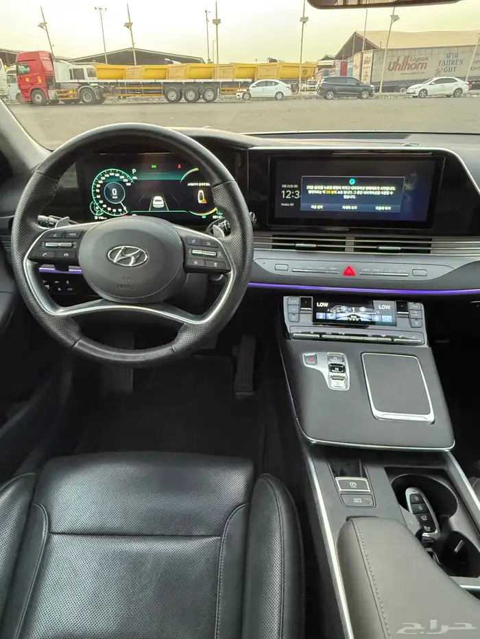 ازيرا 2021 كاليجرافي 4 سلندر اعلا مواصفات بدون بنورما للبيع 18