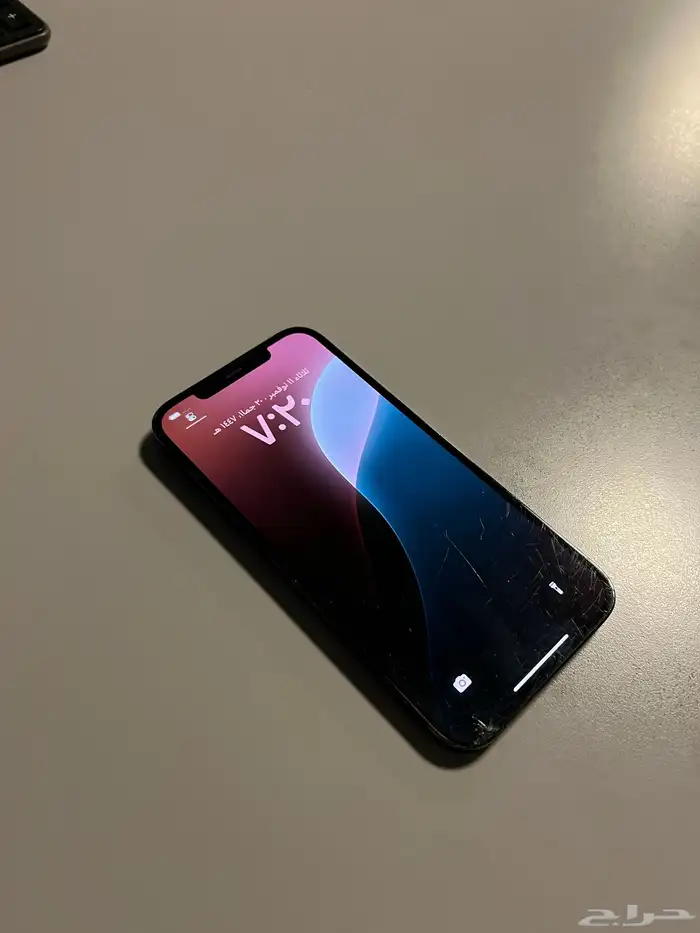 ايفون 12 برو ماكس 256 قيقا 4