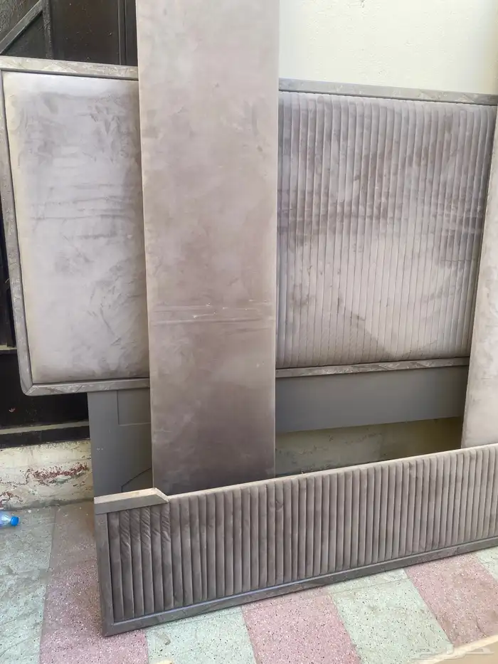 سرير نفرين لغرفة النوم 0