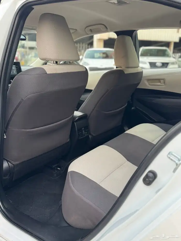 تويوتا كورولا 2023 نظيفة 18