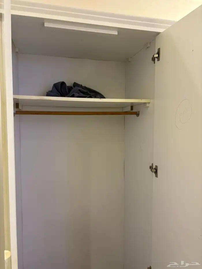 غرفة نوم شبه جديدة لها اربع اشهر للبيع 2