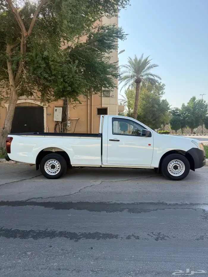 للبيع ايسوزو موديل 2022 نظيفة 19