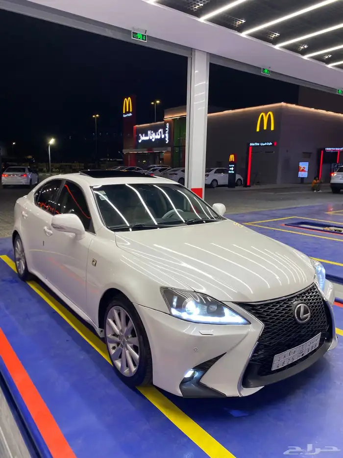 لكزس اي اس 300 للبيع موديل 2010 8