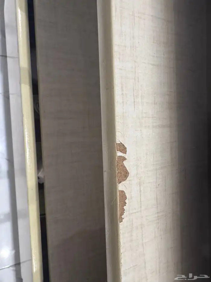 طاولة و شاشه سامسونج 2