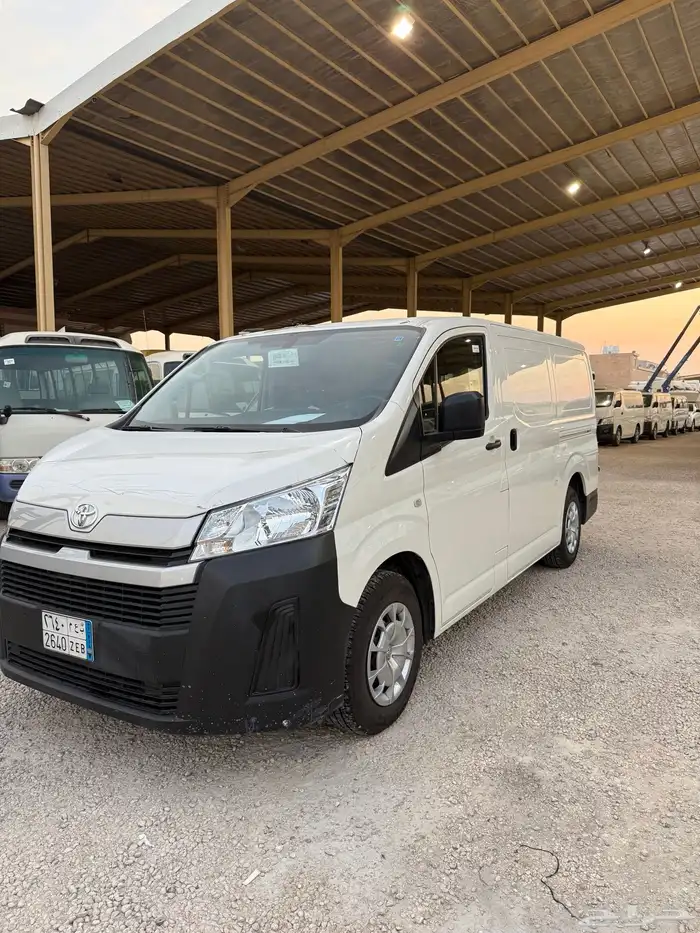 تويوتا هاي اس فان بضاعة 2025 ديزل 1
