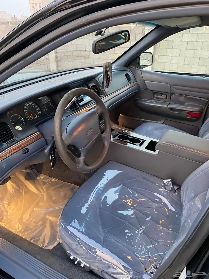 فورد فكتوريا 8