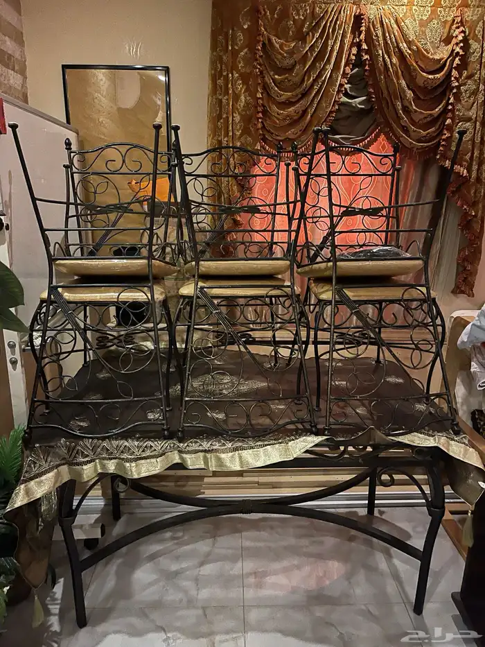 طاولة سفرة فخمة جدا تفصيل جديدة بسعر طيب 2