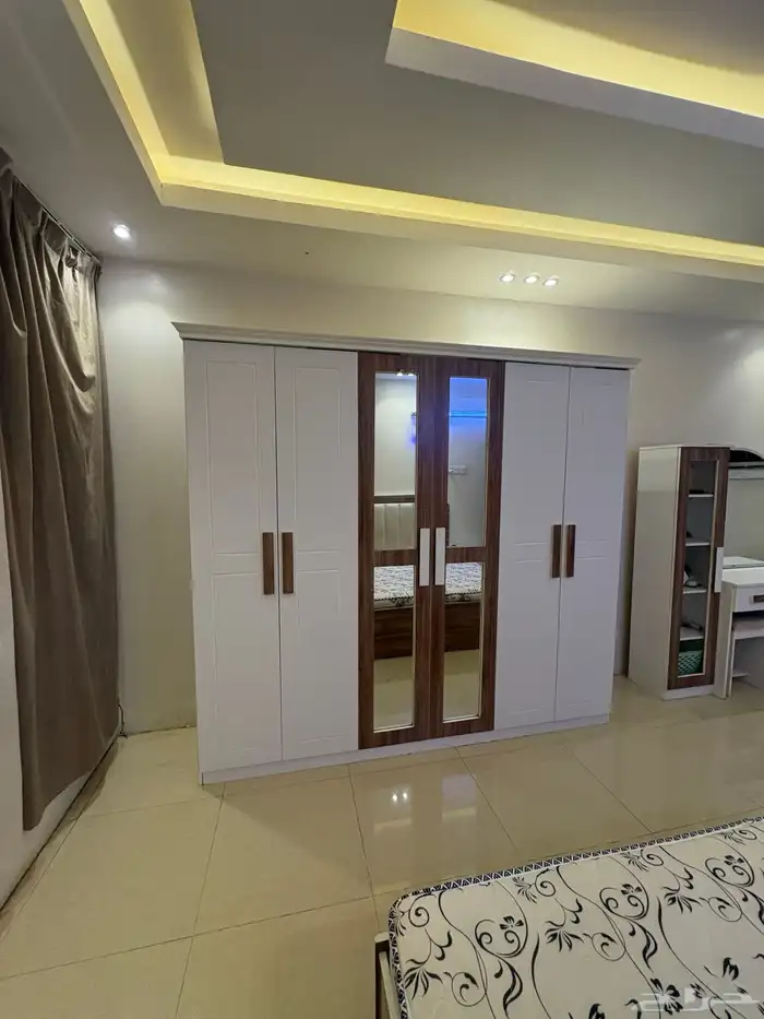 غرفة نوم شبه جديدة لها اربع اشهر للبيع 4