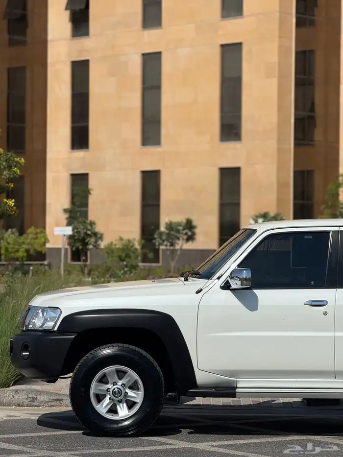 للبيع باترول فتك المديل 2020 عداد 100 3