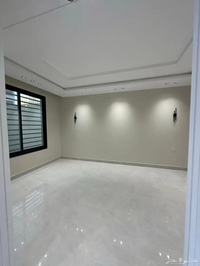 للبيع ادوار مع مساحات كبيرة بمداخل مستقلة المحالة - ابها 3