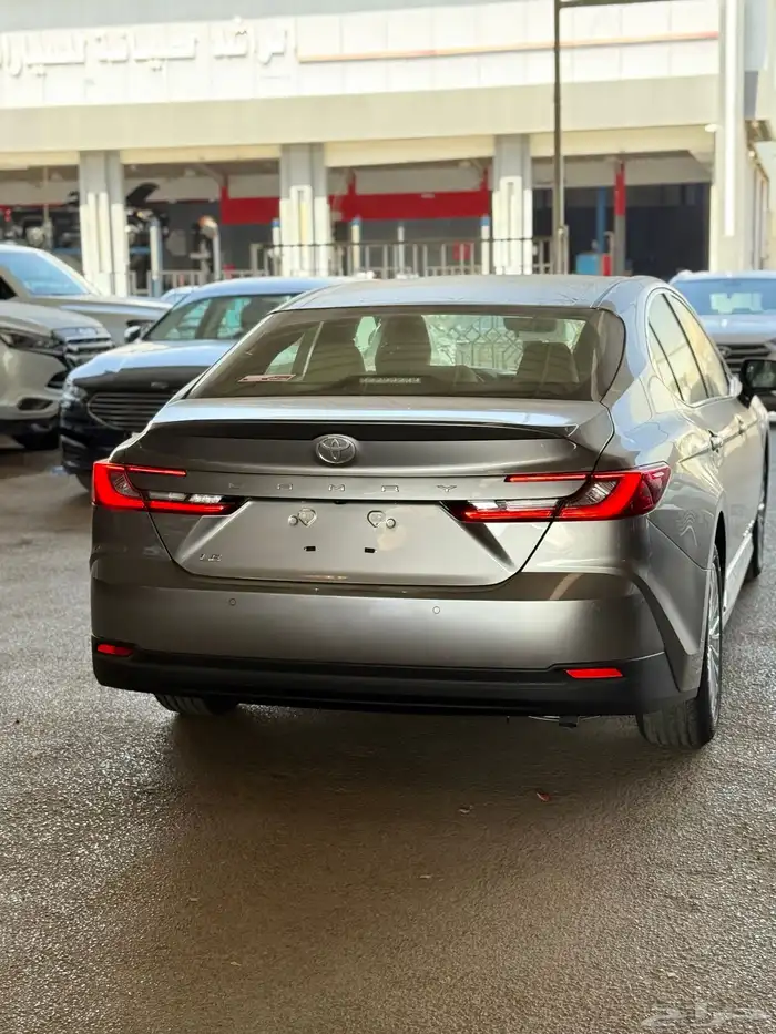 للبيع كامري 2025 LE اصفار وكاله عبداللطيف جميل 7