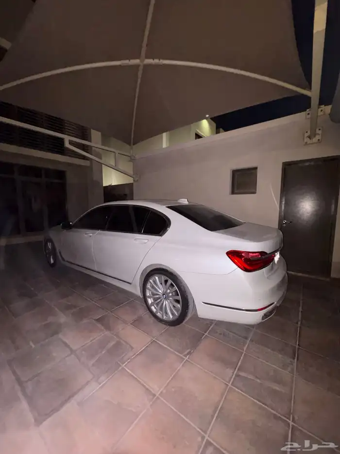 بي ام دبليو 730 2