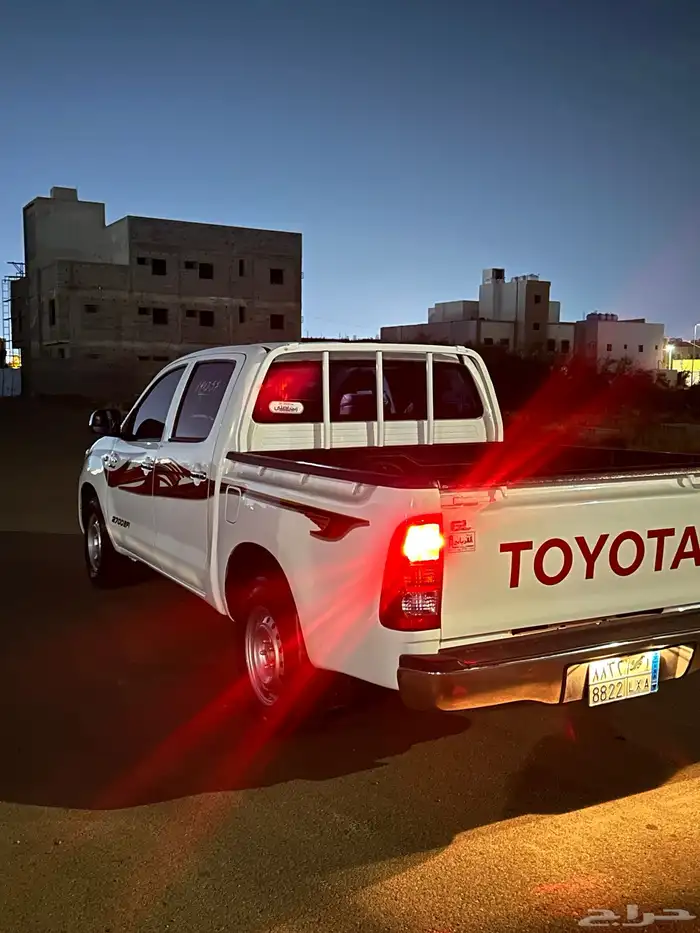 هايلوكس 2010 شد بلد يحمل لوحه مكرر 26