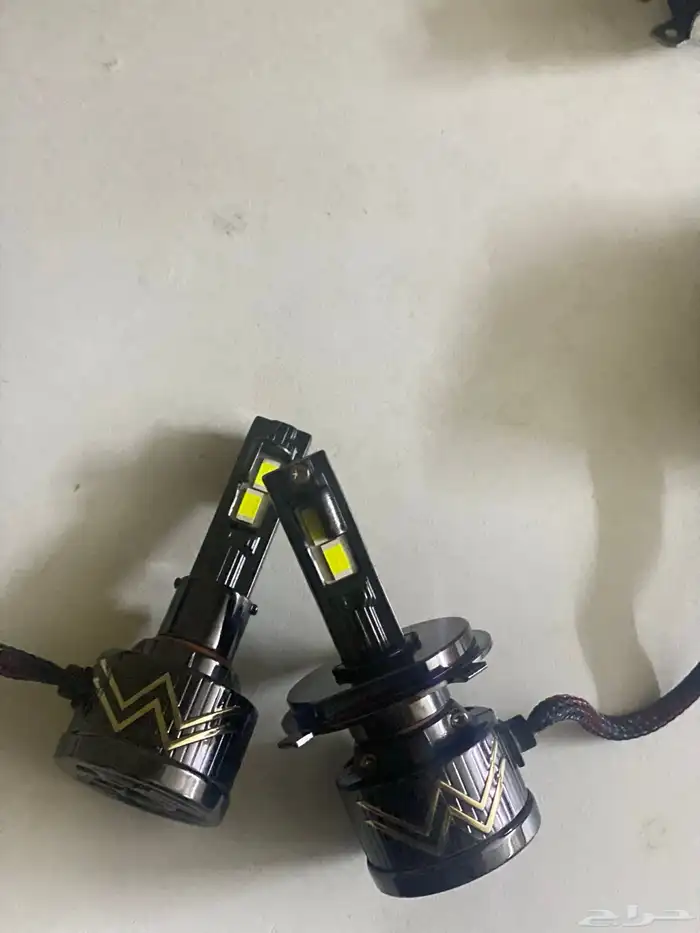 لد لون ابيض 3