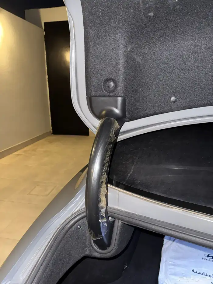 ازيرا 2021 سمارت 6 سلندر بنزين نظيفه جدا  ( الوكيل سعودي ) 18