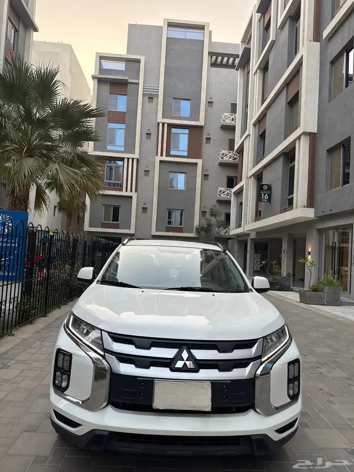ميتسوبيشي ASX 2022 فل كامل 1