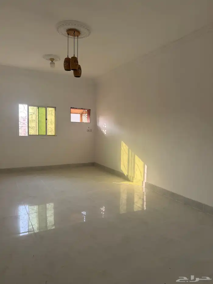 شقة للإيجار مجدده 1