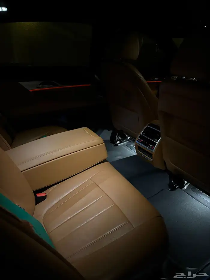 بي ام دبليو 730 9