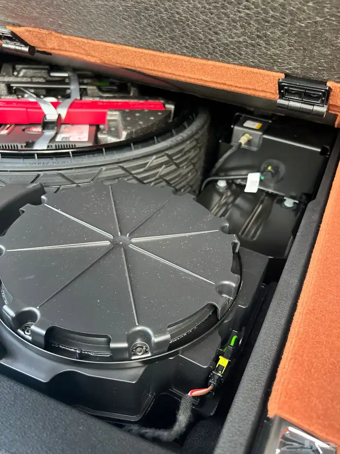 لمبرجيني اوروس S عداد 4 الاف صيانة 5 سنوات إضافية مجانا 84