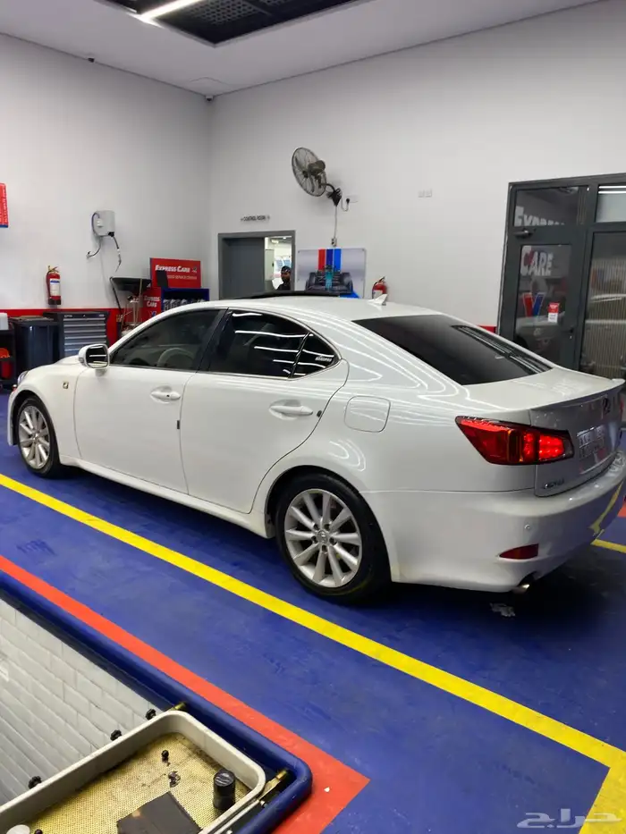 لكزس اي اس 300 للبيع موديل 2010 5