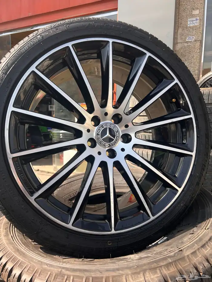 جنوط وكفرات مرسدس اصلي وكاله مقاس 20معا كفرات صيني تاريخ 25 0