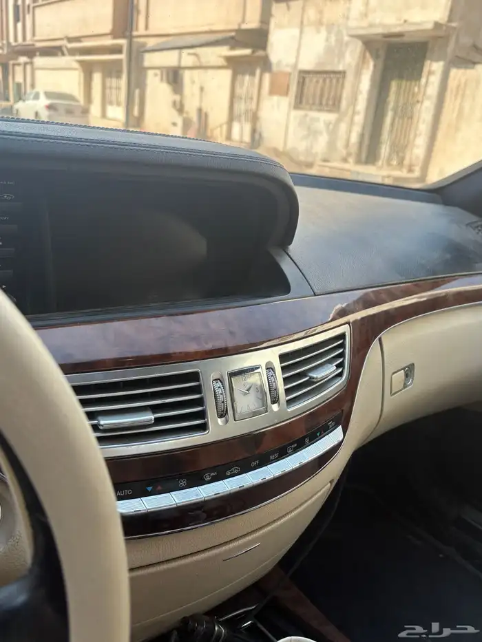 مرسدس جفالي 16