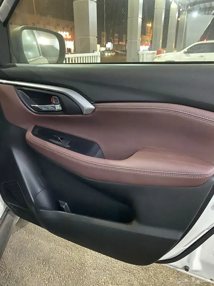 تويوتا اوربان كروزر 2026 اصفار اقل سعر في السوق 5