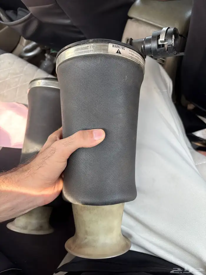 مساعدات خلفية فورد 2003 بالون نظيف 1