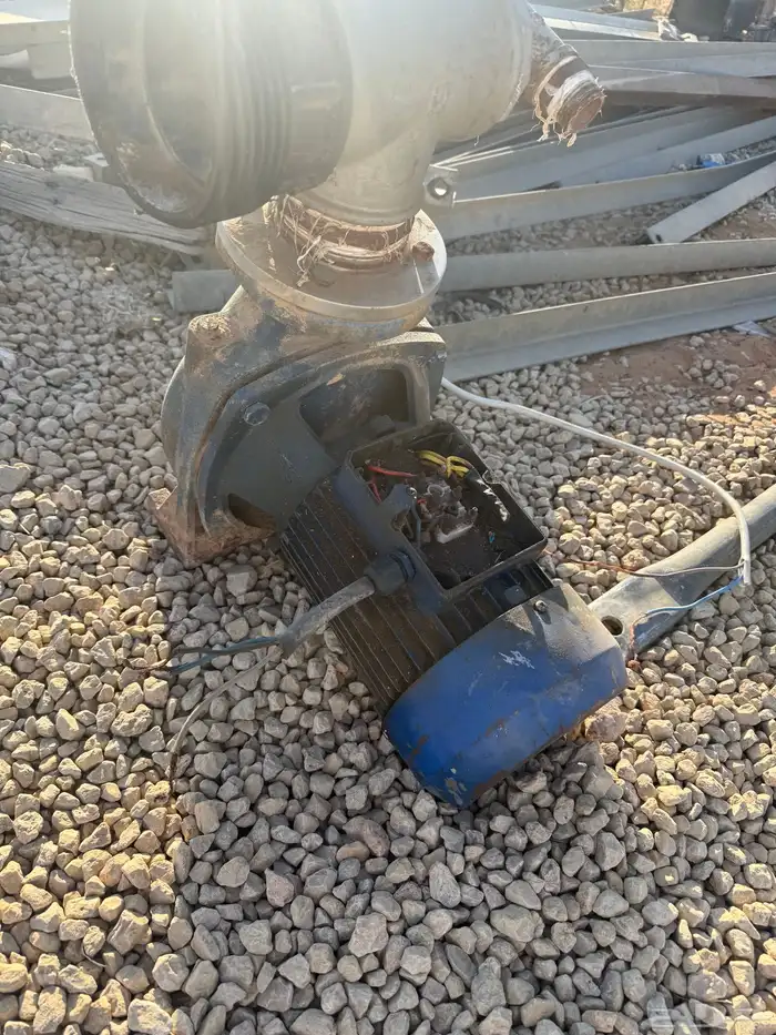 محول كهرب 25 كيلو   دفاعه 5.30 حصان ساحب 3 طارد 3 3