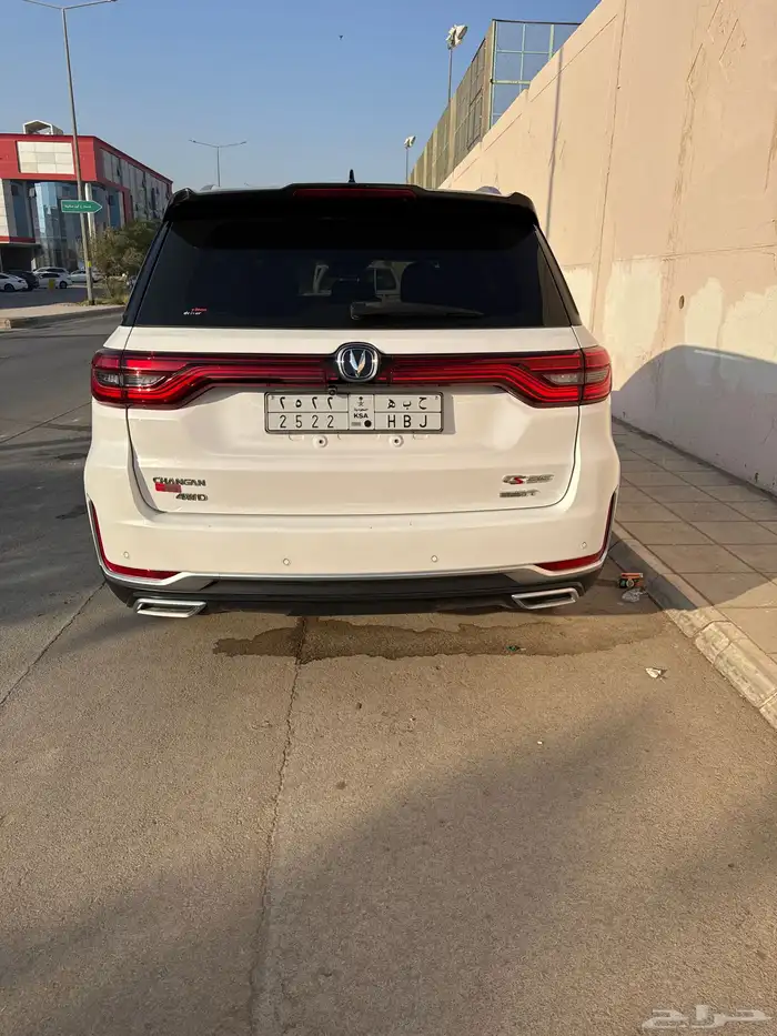 شانجان CS95 أبيض سقف أسود رويال السوم 47 4