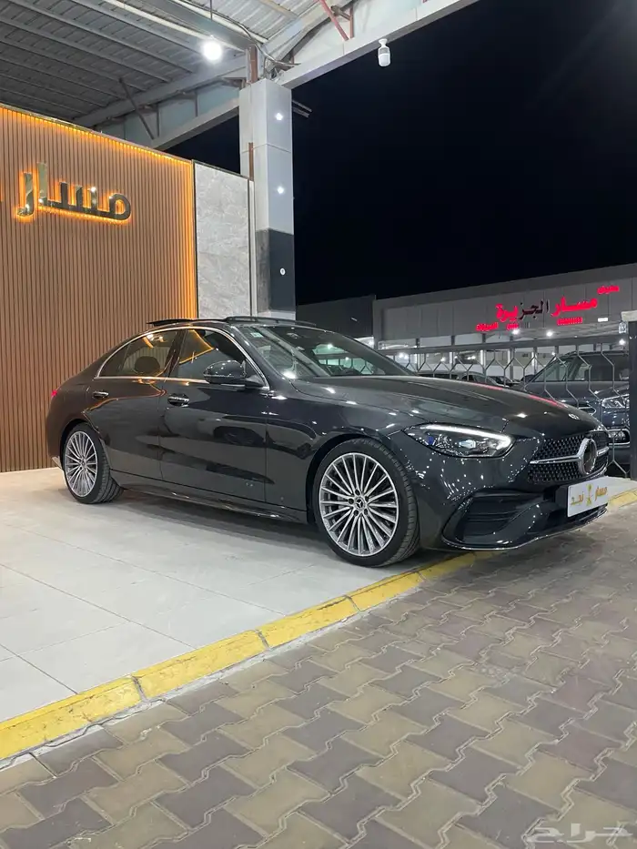 مرسيدس C300 موديل 2023 فل كامل 2