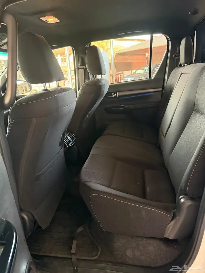 تويوتا هايلوكس دفنشر 6 سلندر موديل 2021 27