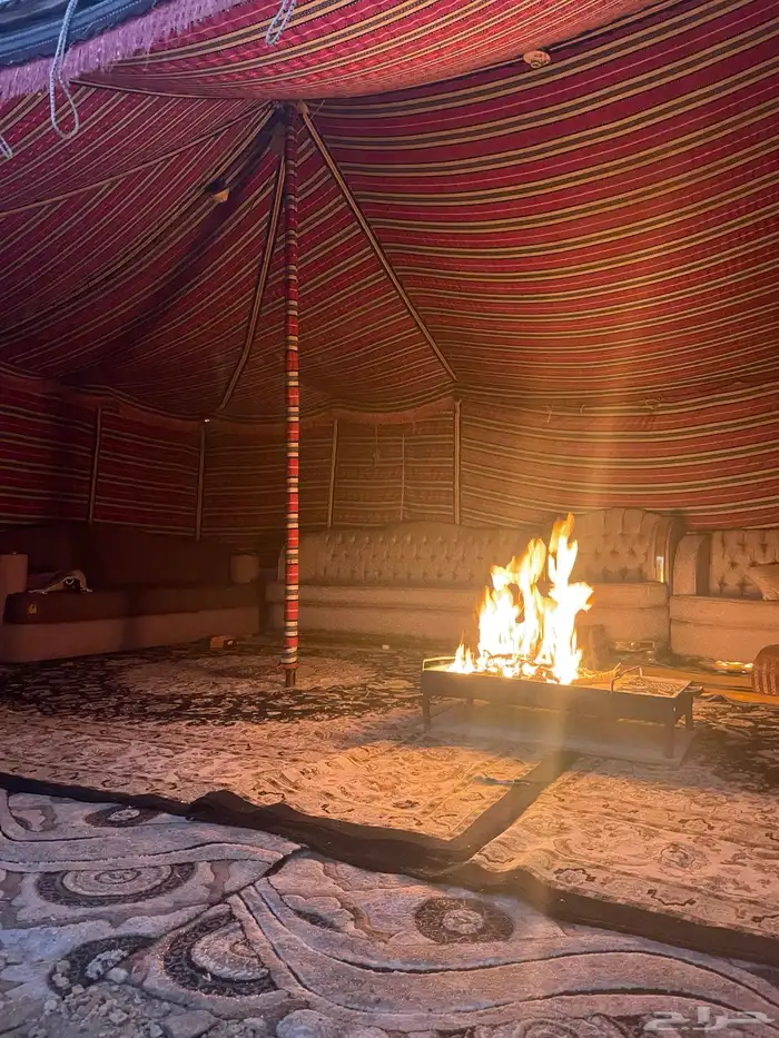 للبيع بيت شعر 2