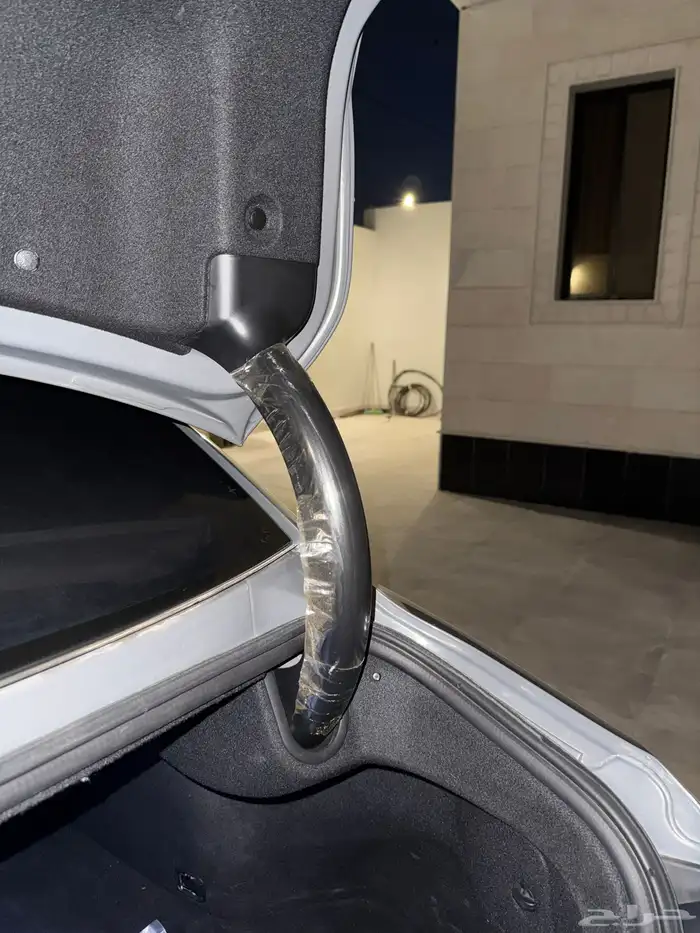 ازيرا 2021 سمارت 6 سلندر بنزين نظيفه جدا  ( الوكيل سعودي ) 19