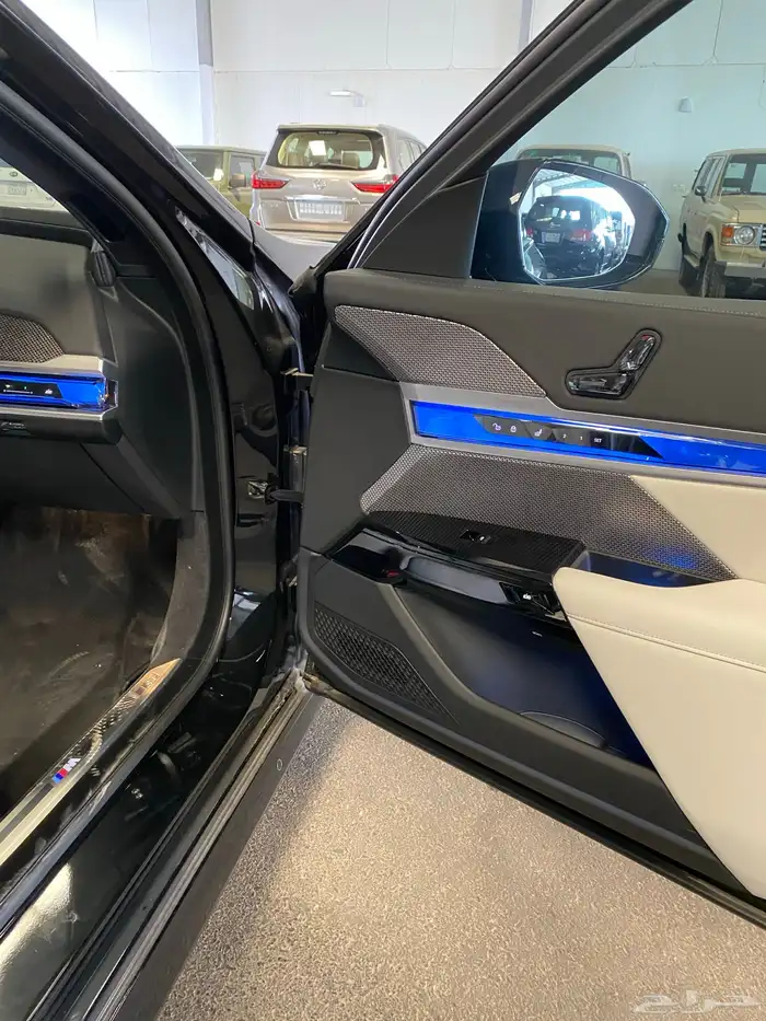 BMW 2026 735i M Kitوارد الناغى 6